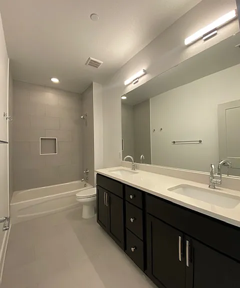 6365 S 31st St #203 — Photo 23