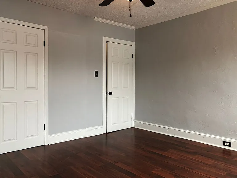 3242 Barclay St — Photo 14