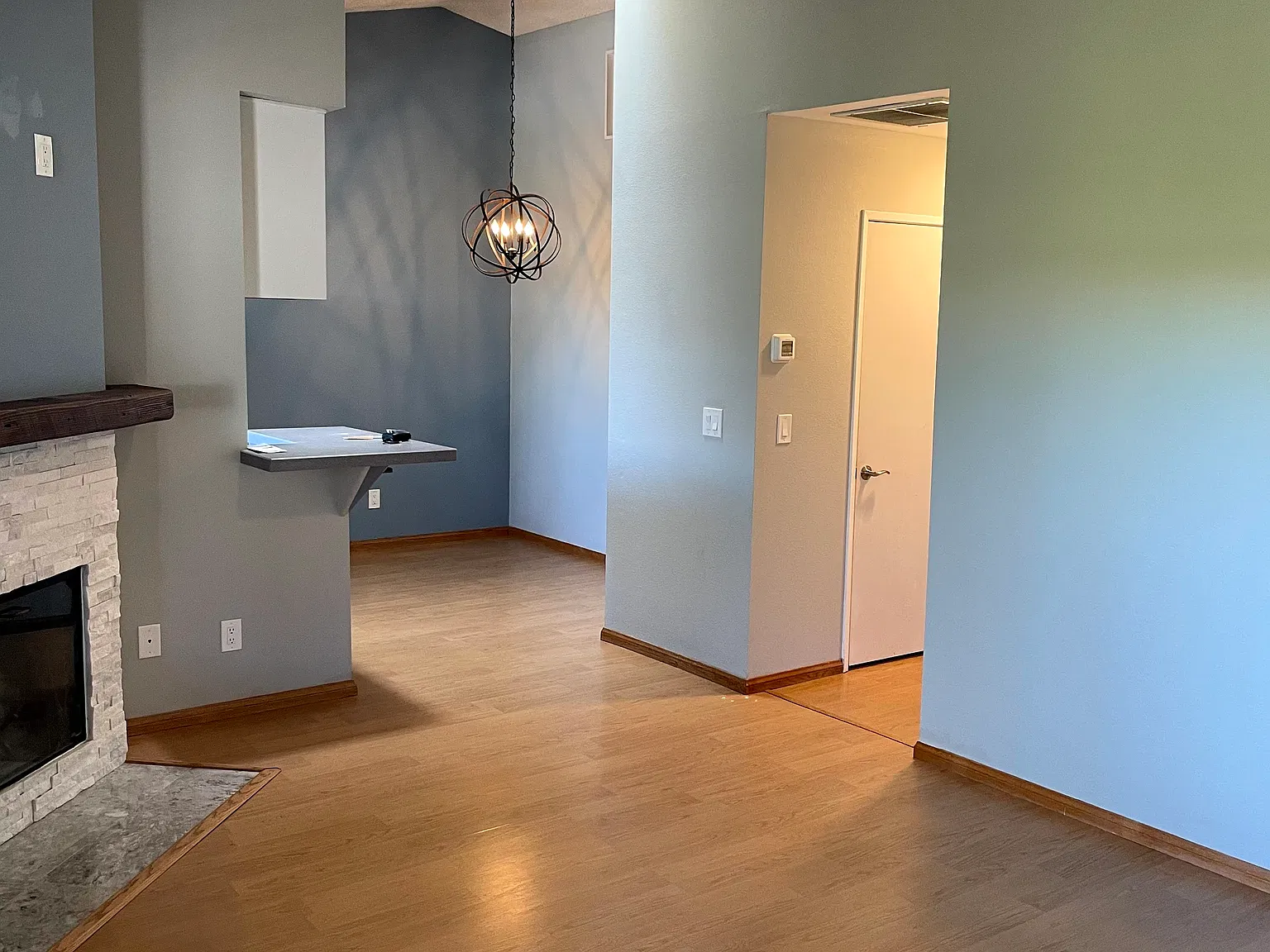 2 bed, 890 sqft, $2,900 — Photo 1