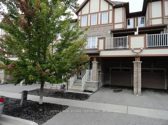 1st image of 1084 Silk St