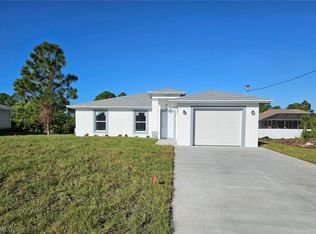 309 Petite Ave, Lehigh Acres, FL 33974
