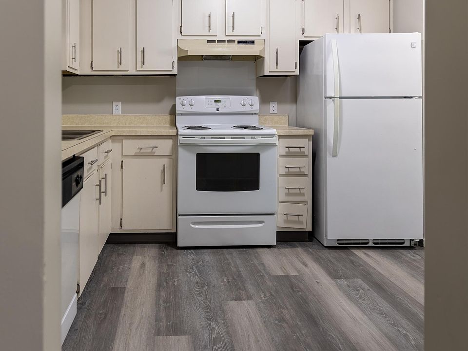 Sandstone Creek 1110 Jenne St Grand Ledge MI Zillow