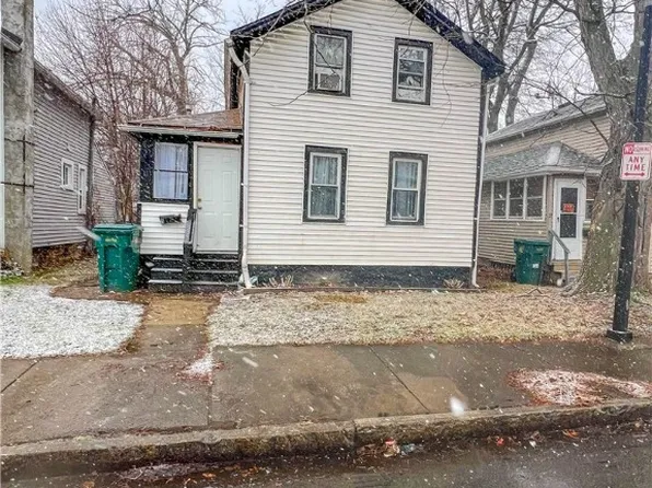 11 Straub St, Rochester, NY 14613