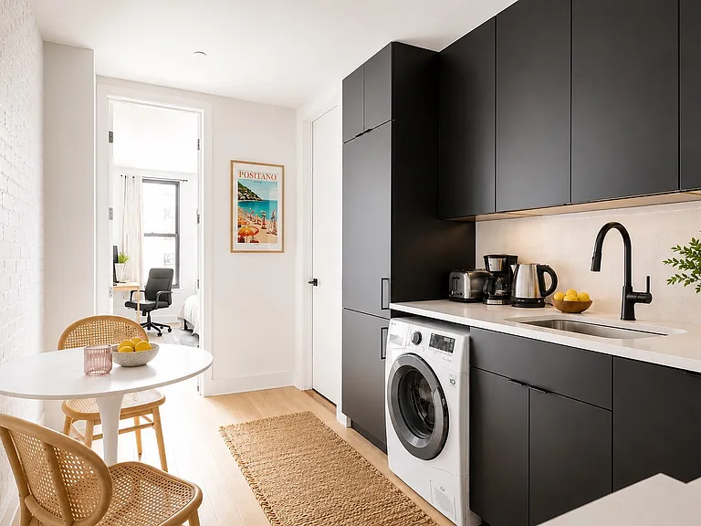 181 Court St #3R — Photo 4