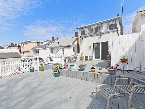 2nd image of 3732 Cypress Ave