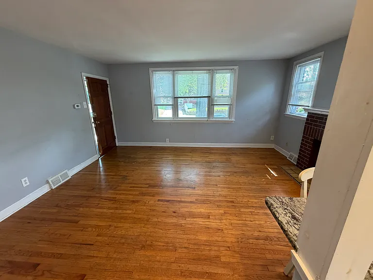654 Childs Ave #1 — Photo 1