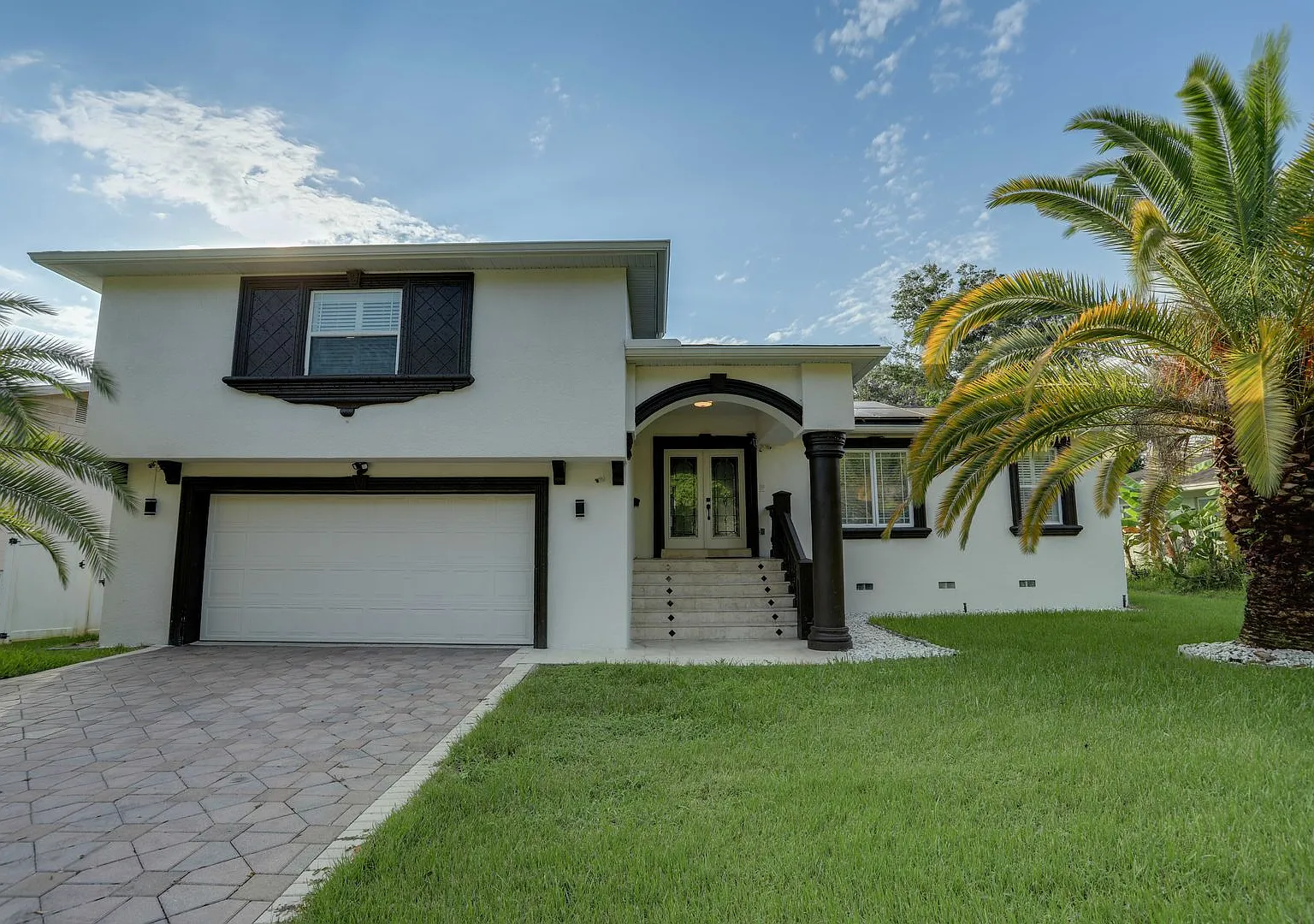 633 Spring Oaks Blvd. — Photo 1