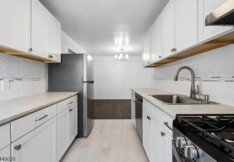 257 Main St #B — Photo 12