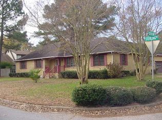 521 Sterling Rd, Virginia Beach, VA 23464