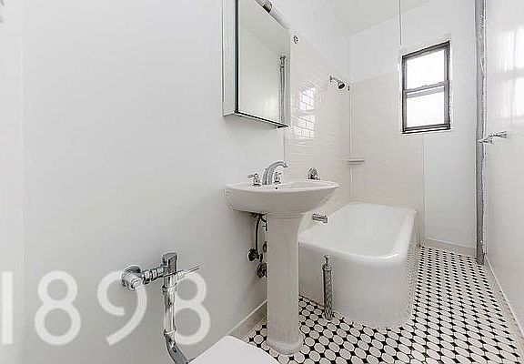 5th image of 48-16 46th St #D1