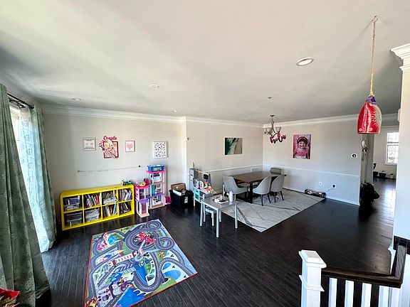 Living and dining 2