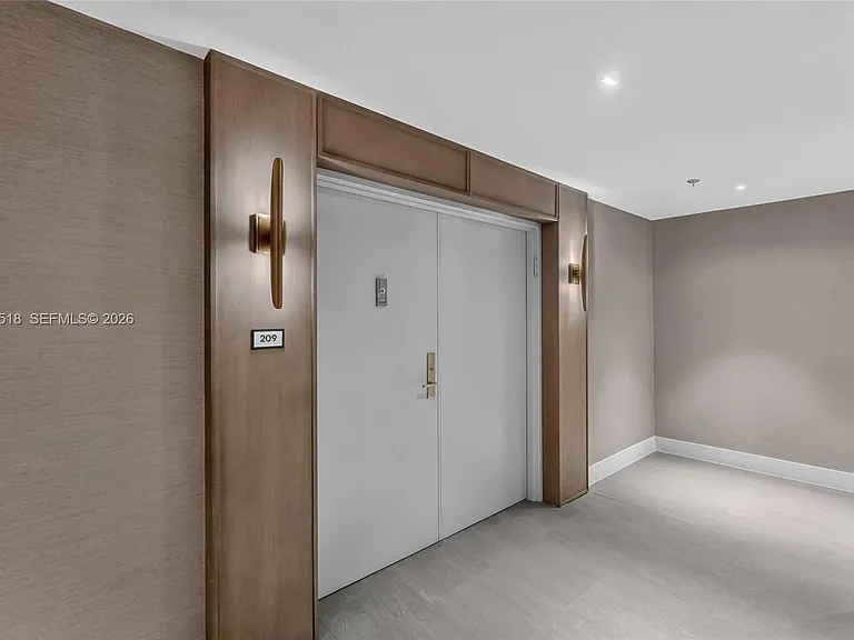 1413 Sunset Harbour Dr #209 — Photo 4