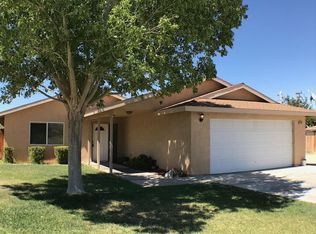 1208 W Coronado Ave, Ridgecrest, CA 93555