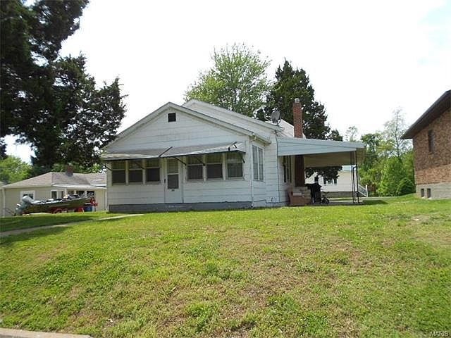 2nd image of 491 Long St