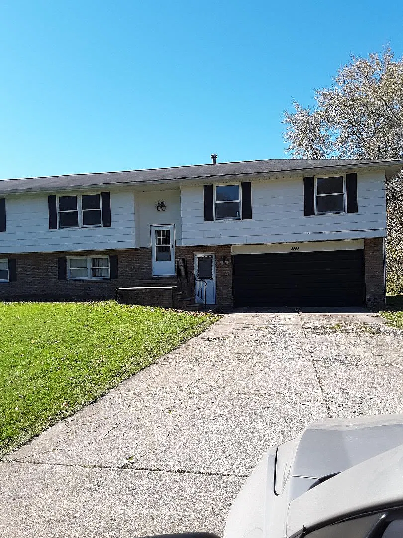 1 bed, 704 sqft, $995 — Photo 1