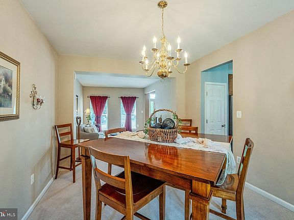5th image of 44226 Mohave Dr