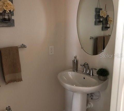 3rd image of 10729 Avery Park Dr