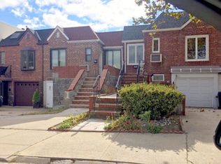 6812 60th Rd, Maspeth, NY 11378