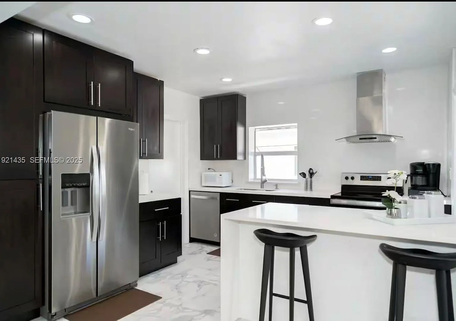 35 SW 28th Road 0, Miami, FL 33129 — Photo 3