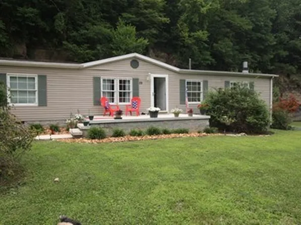 59 Mount View Dr, Pikeville, KY 41501