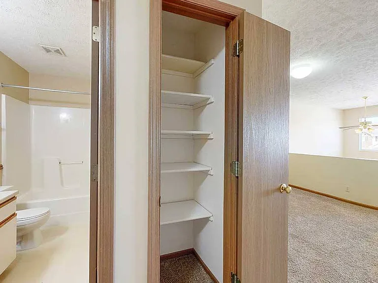 Pine Lake Heights Apartments — Photo 138
