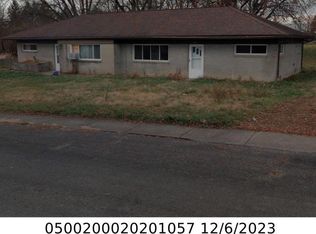 3677 Lawrenceville Dr, Springfield, OH 45504