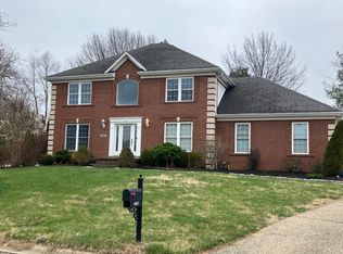 4007 Spring Mill Pl, Louisville, KY 40245