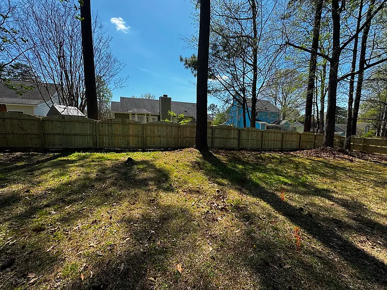 537 Highsmith Ct — Photo 14