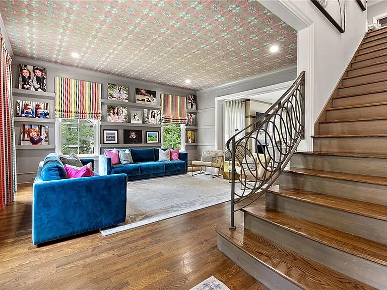91 Park Cir NE — Photo 17