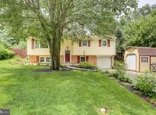 140 Echo Dr, Chambersburg, PA