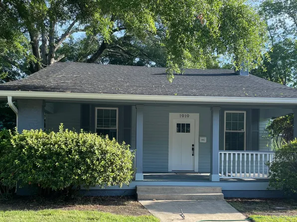 1919 Perry Ave, Wilmington, NC 28403