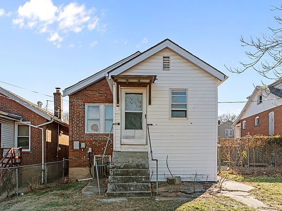 3rd image of 5451 Genevieve Ave