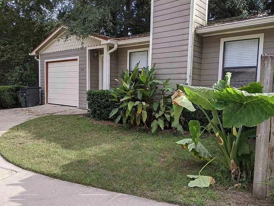 1st image of 2947 Bay Shore Dr
