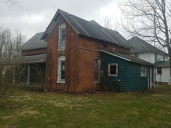 3rd image of 602 E Mill St