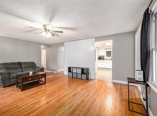 16208 E Sea Ave, Independence, MO 64050