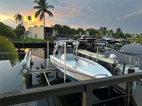 925 NE 26th Ave #925, Hallandale, FL 33009