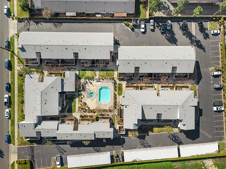 Parkview Palms Apartments- Riverside, CA — Photo 103