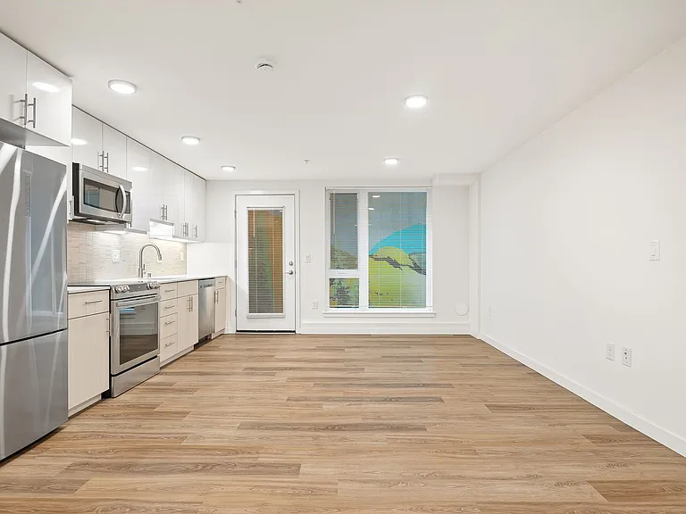 Portal Apartments — Photo 33