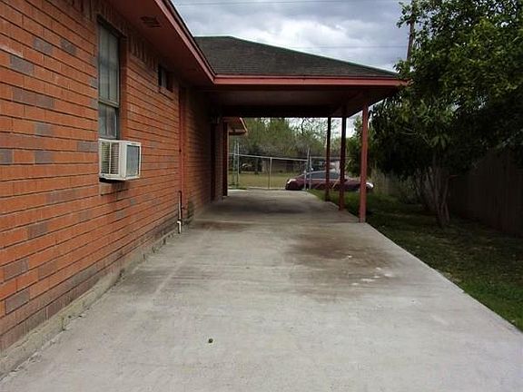 5th image of 4413 Florencia Ave