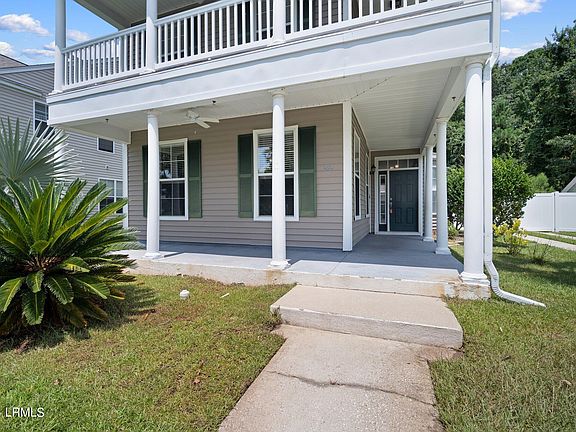 3rd image of 252 University Parkway