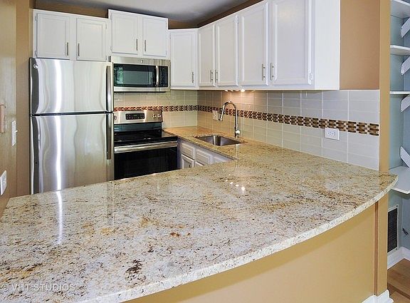 3rd image of 5820 Oakwood Dr Unit 4F