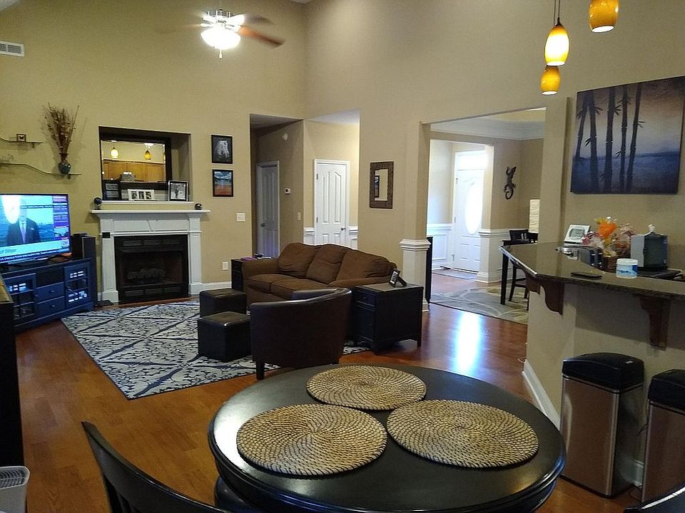 2nd image of 454 Kinsey Creek Ct