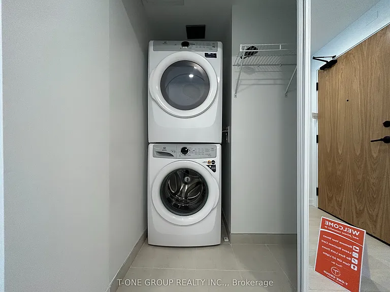 7950 Bathurst St #802 — Photo 11