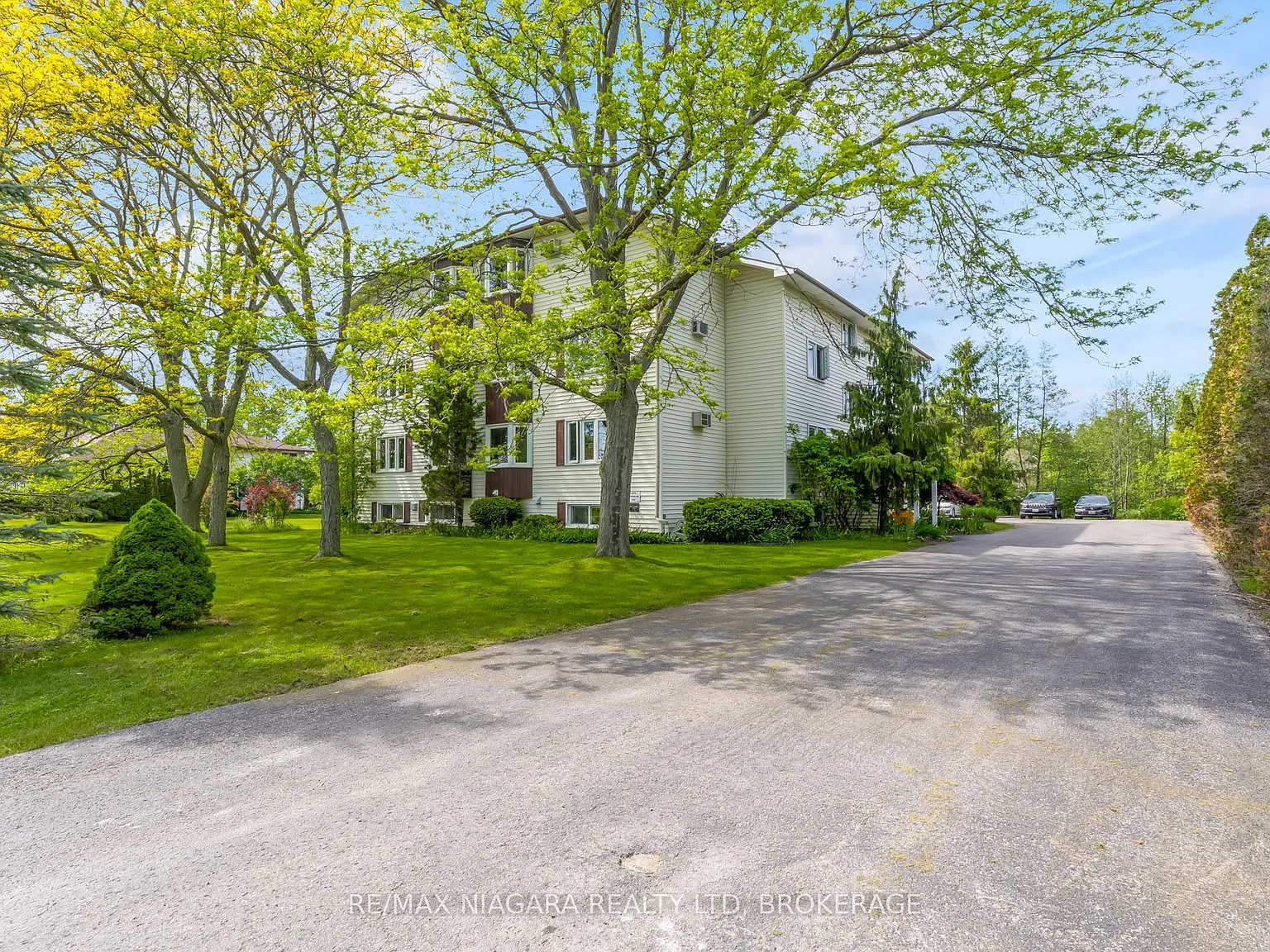 2 bed, $1,800 — Photo 4