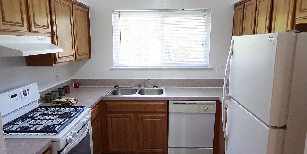 Crosswinds Apartments — Photo 2