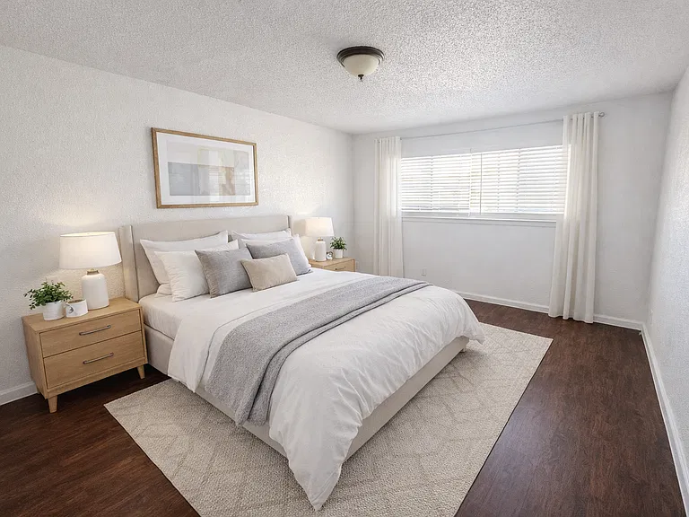 Sun Valley Apartments — Photo 52
