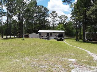 100 Vivian Dr, Palatka, FL 32177