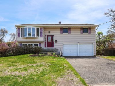 104 Utica Street, Bay Shore, NY, 11706