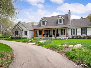 13980 Bieri Dr NE, Lowell, MI 49331