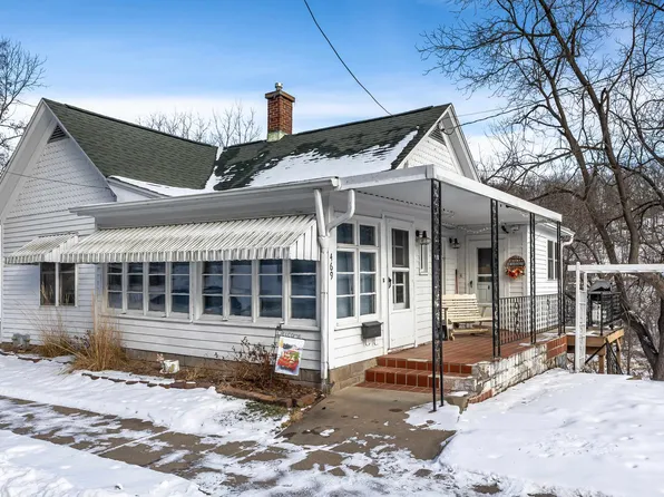 469 Dewey Ave, Galena, IL 61036